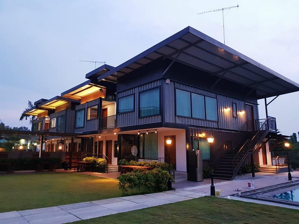 Kluang Container Swimming Pool Hotel Экстерьер фото