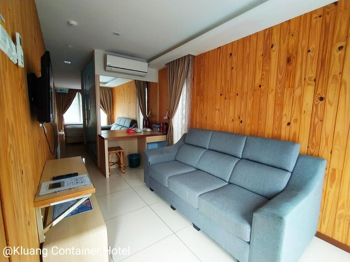 Kluang Container Swimming Pool Hotel Экстерьер фото